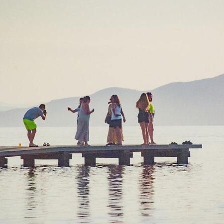Deltafamily ¡ Barbacoa,Piscina, Wifi Chromecast !! Leilighet Els Muntells Eksteriør bilde